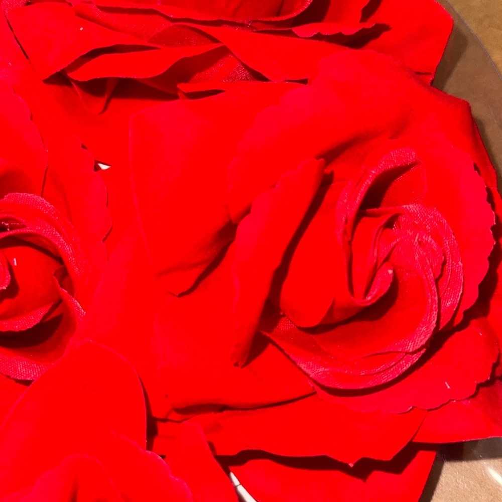 New - Rose hair‎ clip